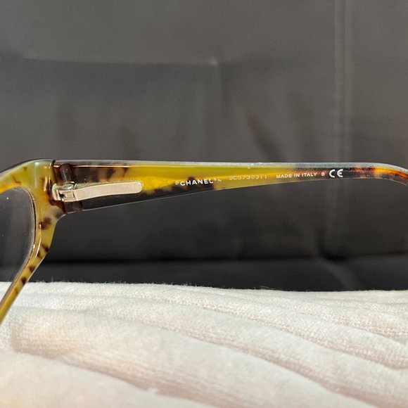 Chanel Eyeglasses Women - VGUC - Picture 4 of 5